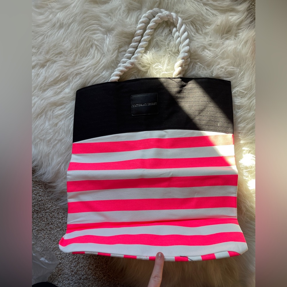 Brand New Victoria Secret Beach Bag